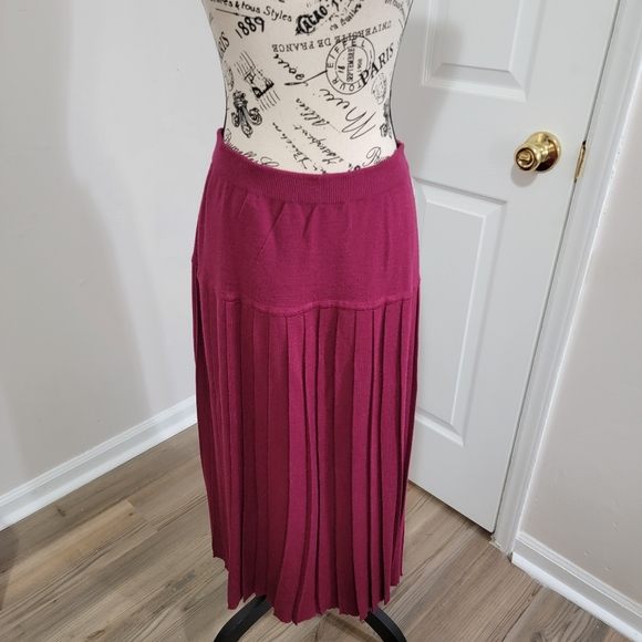 Vintage Bryan Connelly Wool blend Pleaded Red Sweater Maxi Skirt Size Medium EUC - Picture 2 of 9